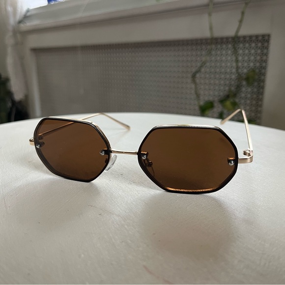 UO Sunglasses Set of 3 - Picture 3 of 4